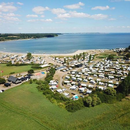 Vikaer Strand Camping & Cottages Diernæs Exterior foto